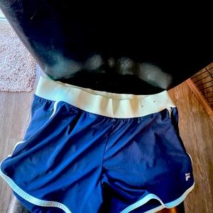 WOMENS ATHLETIC SHORTS